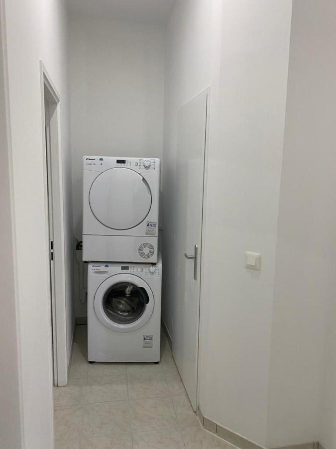 Five Stars C4 Aparthotel Marsiglia Esterno foto